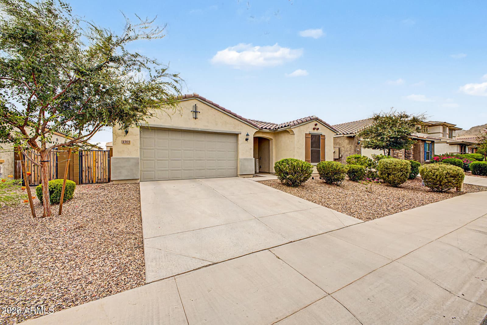 4365 W Pelotazo Way, San Tan Valley, AZ 85144 — photo 7 of 42