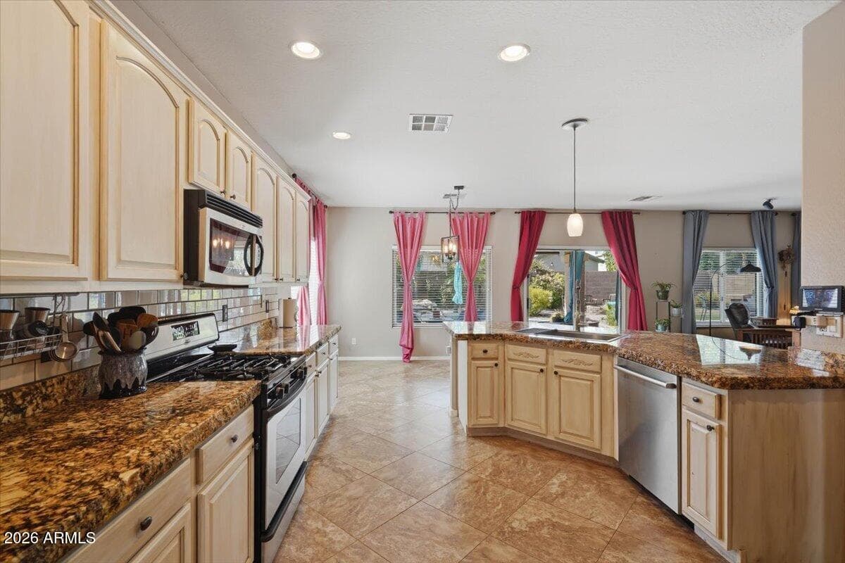 4109 E Peach Tree Drive, Chandler, AZ 85249 — photo 13 of 30