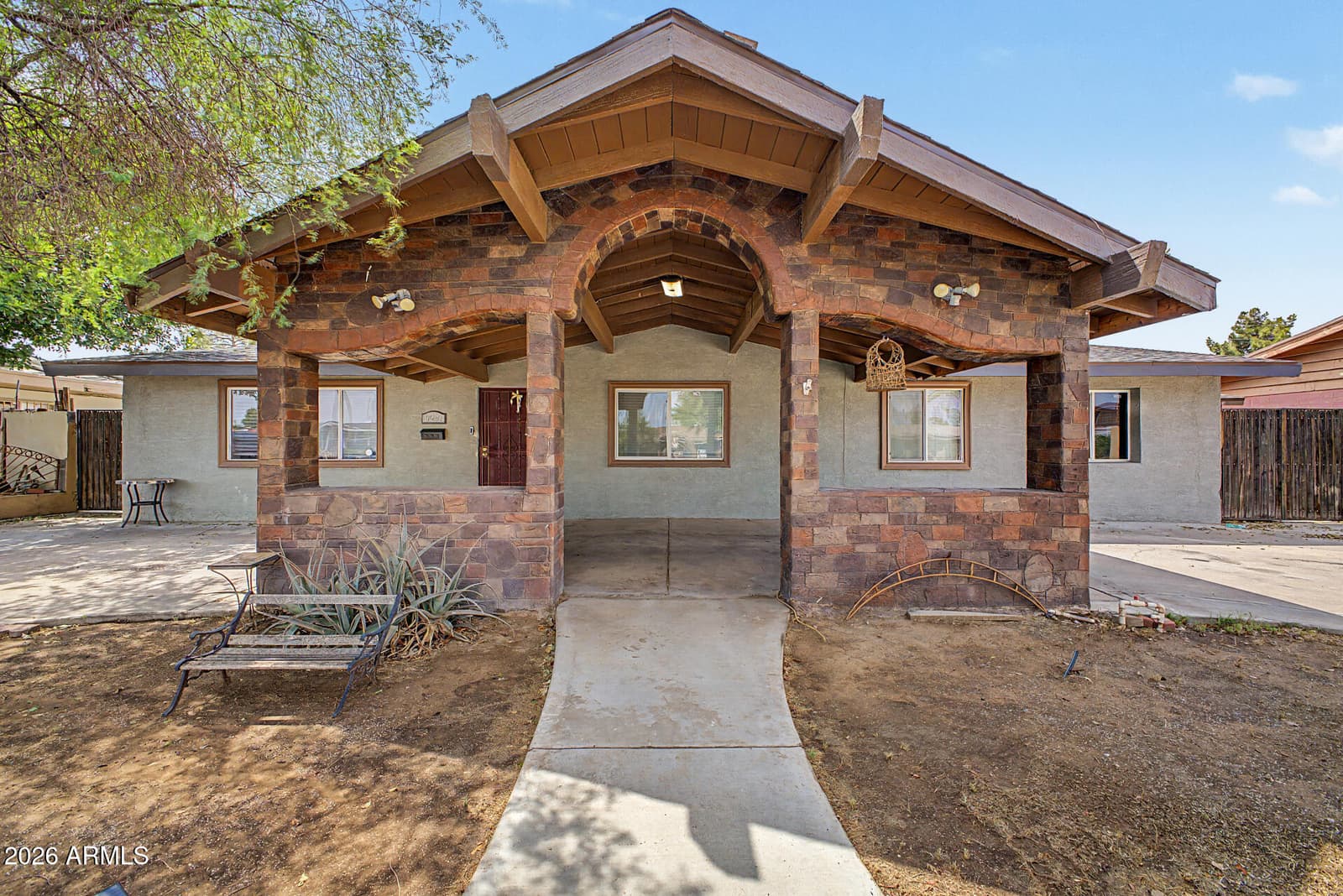 6241 W HIGHLAND Avenue, Phoenix, AZ 85033