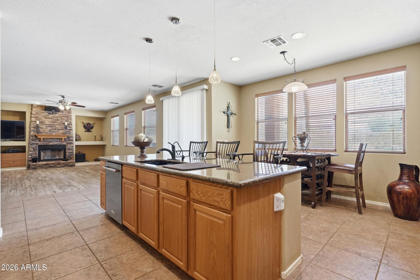 8342 W Buckhorn Trail, Peoria, AZ 85383 — photo 9 of 46