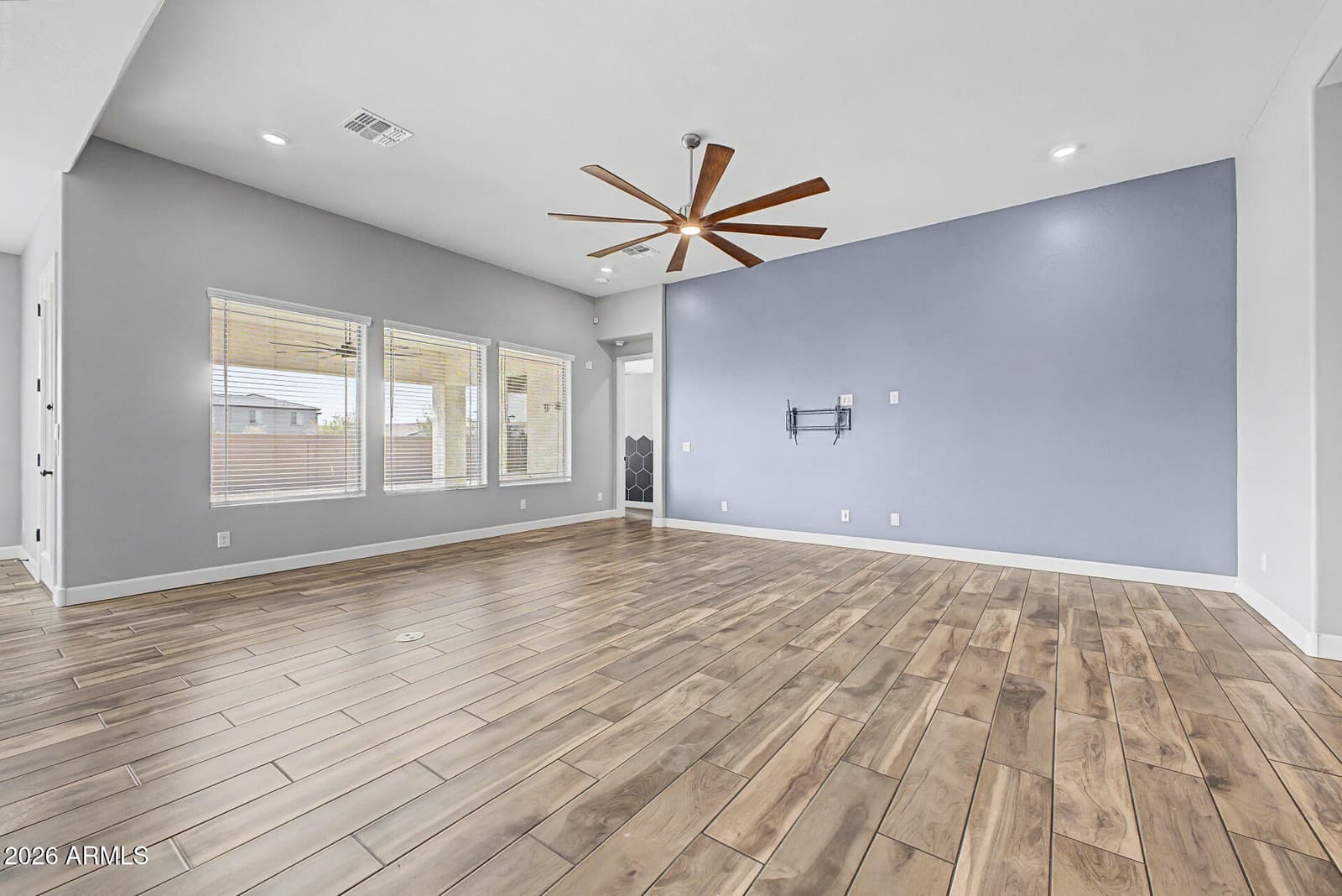 4504 S 118th Drive, Avondale, AZ 85323 — photo 10 of 46