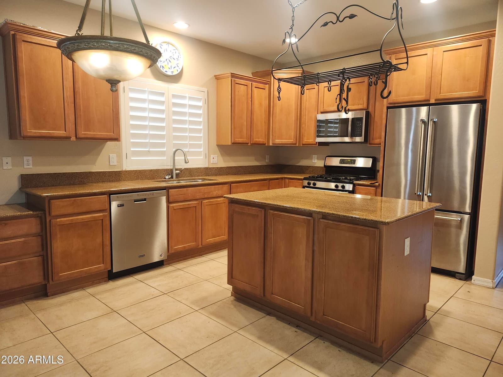 5205 W Molly Lane, Phoenix, AZ 85083 — photo 5 of 36
