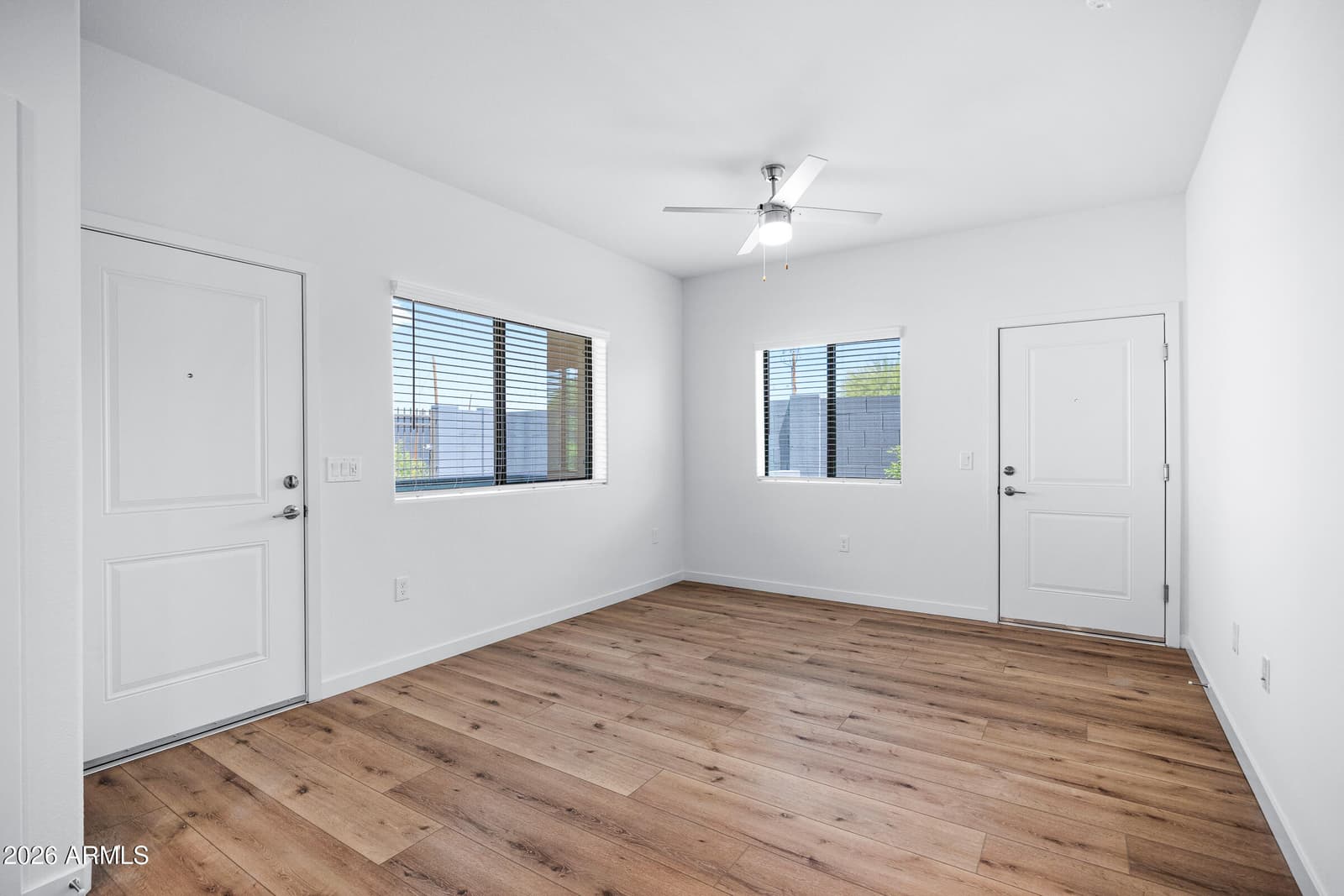 2339 E McArthur Drive, Tempe, AZ 85288 — photo 4 of 32