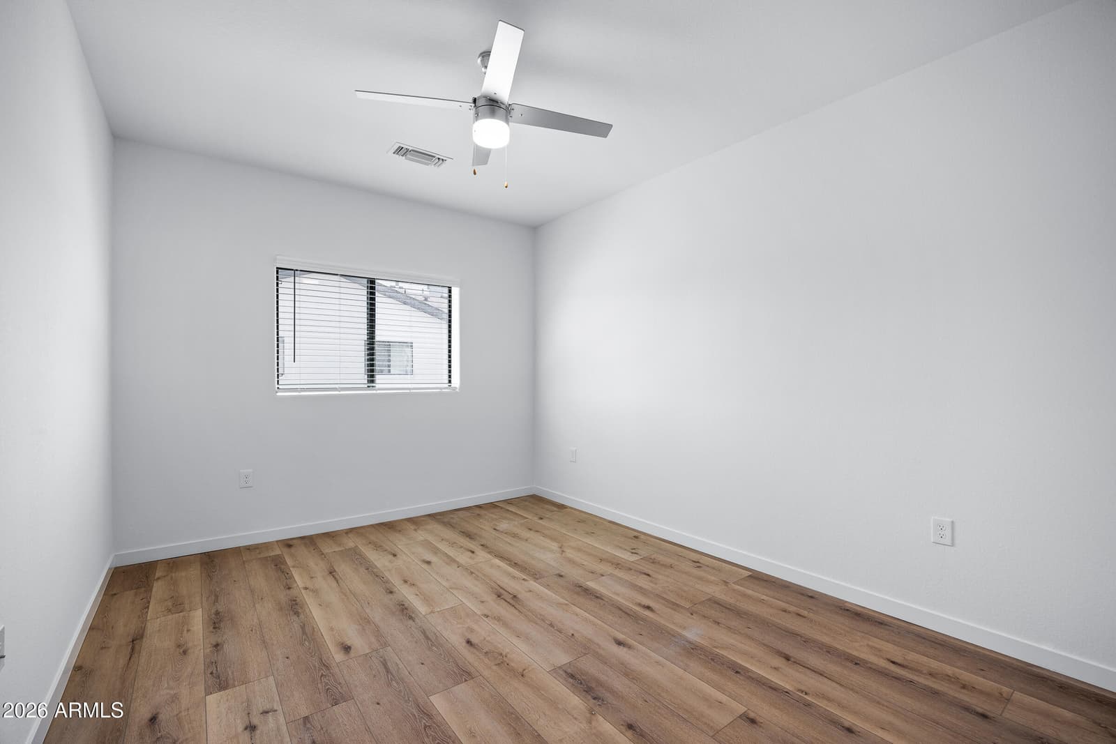2339 E McArthur Drive, Tempe, AZ 85288 — photo 14 of 32