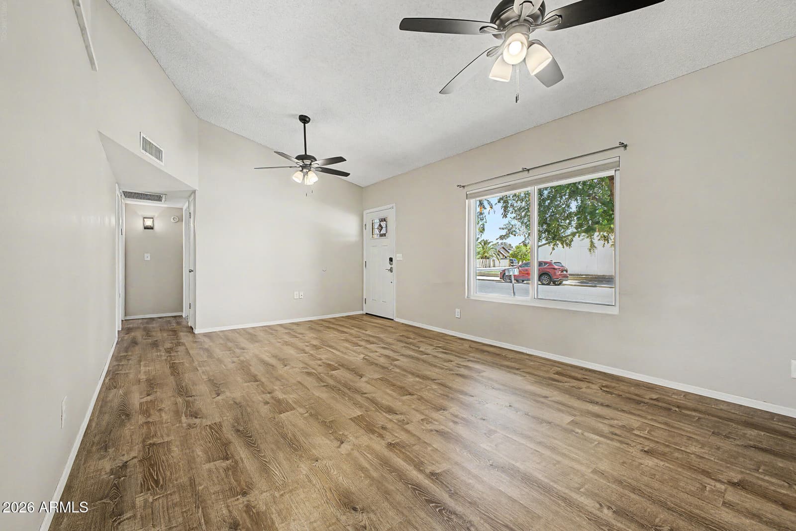 18234 N 56th Lane, Glendale, AZ 85308 — photo 5 of 19