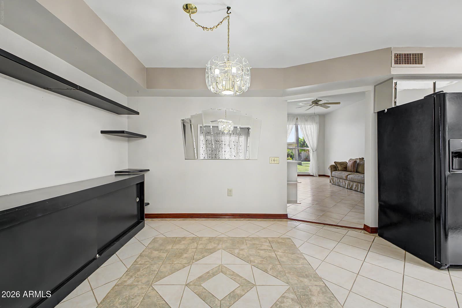 10060 W Royal Oak Road N, Sun City, AZ 85351 — photo 12 of 31