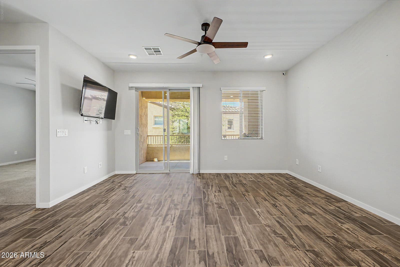 250 W Queen Creek Road 215, Chandler, AZ 85248 — photo 5 of 38