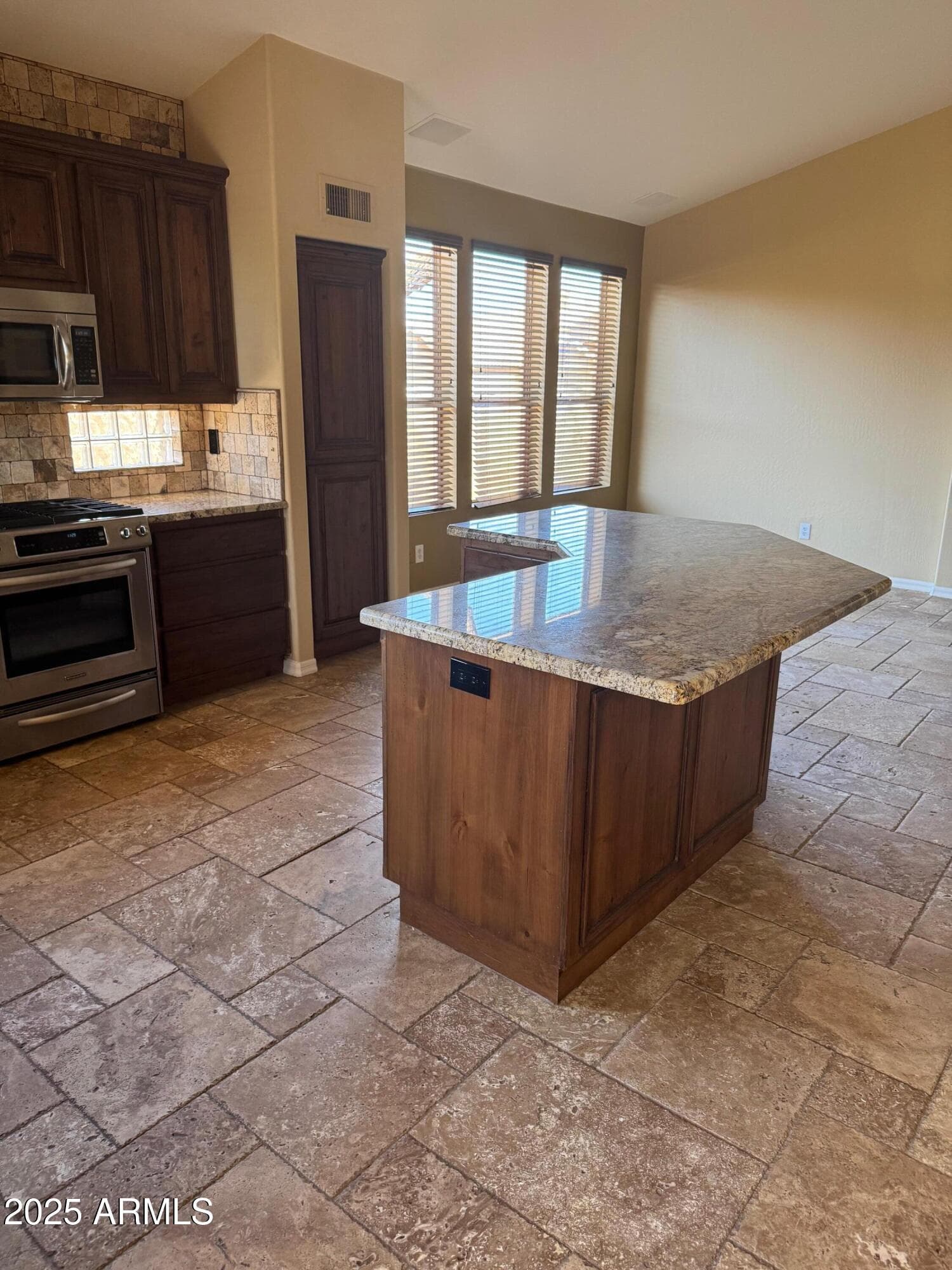 4163 E Wildcat Drive, Cave Creek, AZ 85331 — photo 5 of 14