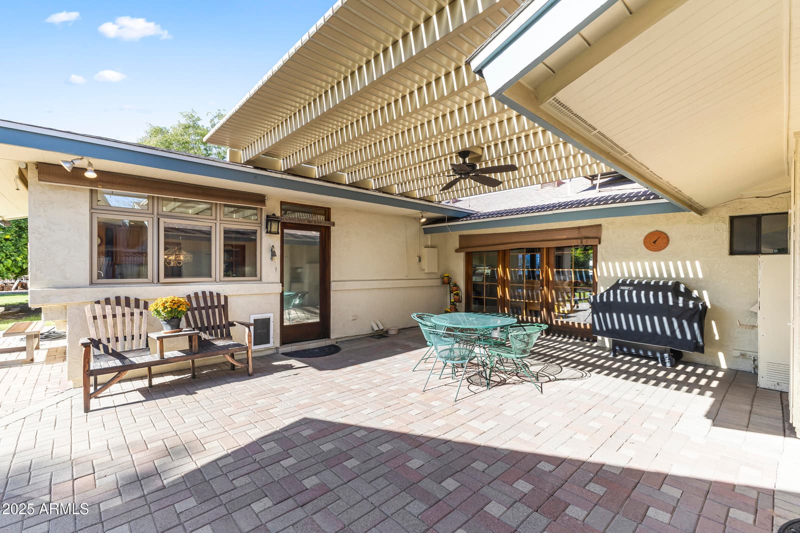 2047 W Cambridge Avenue, Phoenix, AZ 85009 — photo 38 of 54