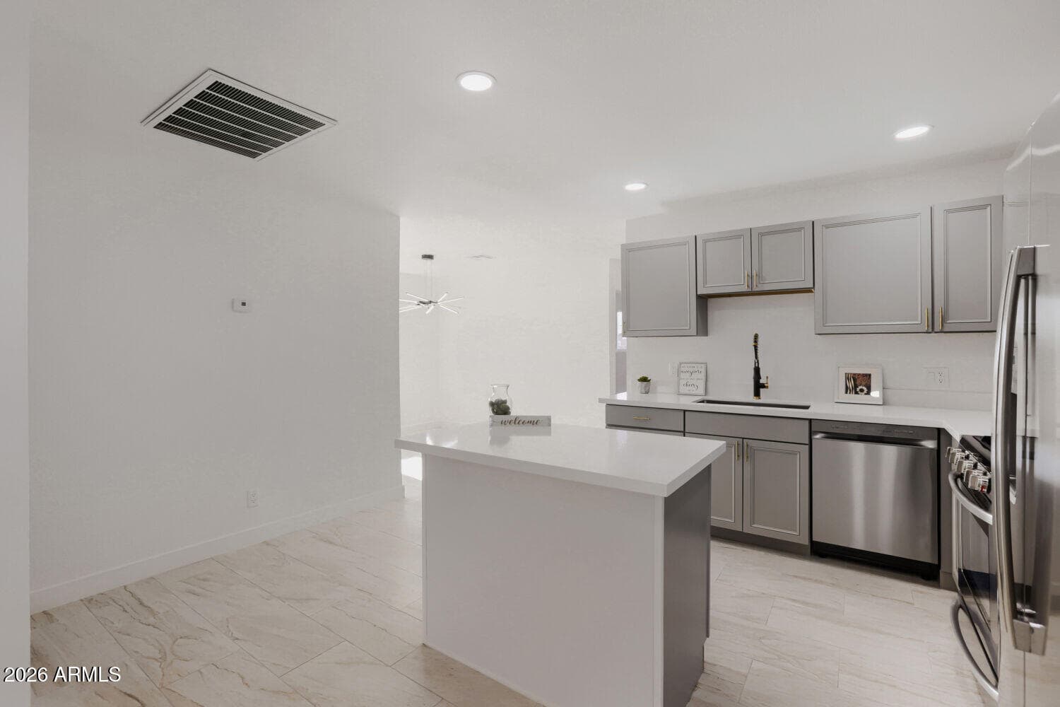 5703 W Sells Drive, Phoenix, AZ 85031 — photo 6 of 23