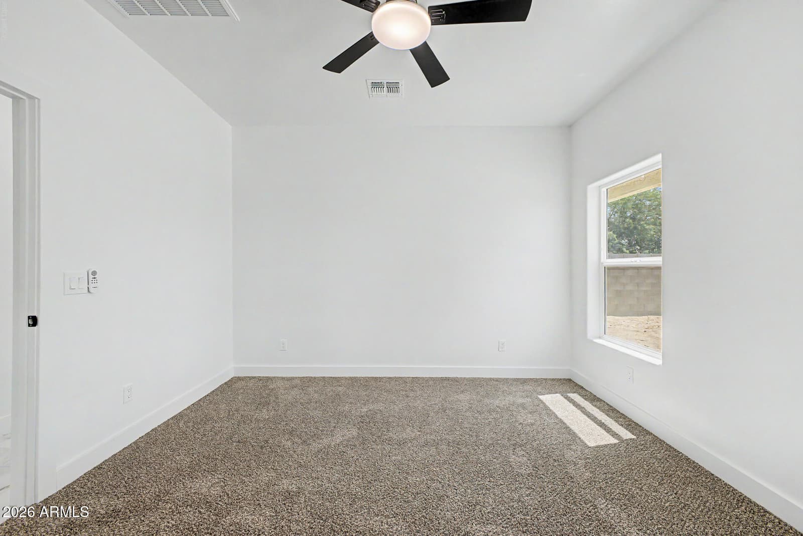 3235 W Vaquero Drive, Eloy, AZ 85131 — photo 11 of 28