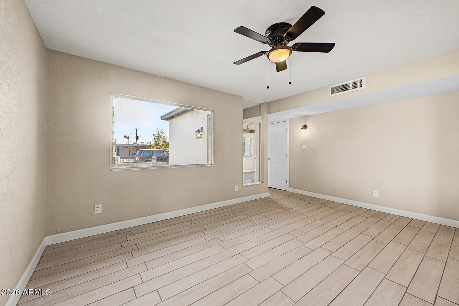 5308 W Edgemont Avenue, Phoenix, AZ 85035 — photo 5 of 30