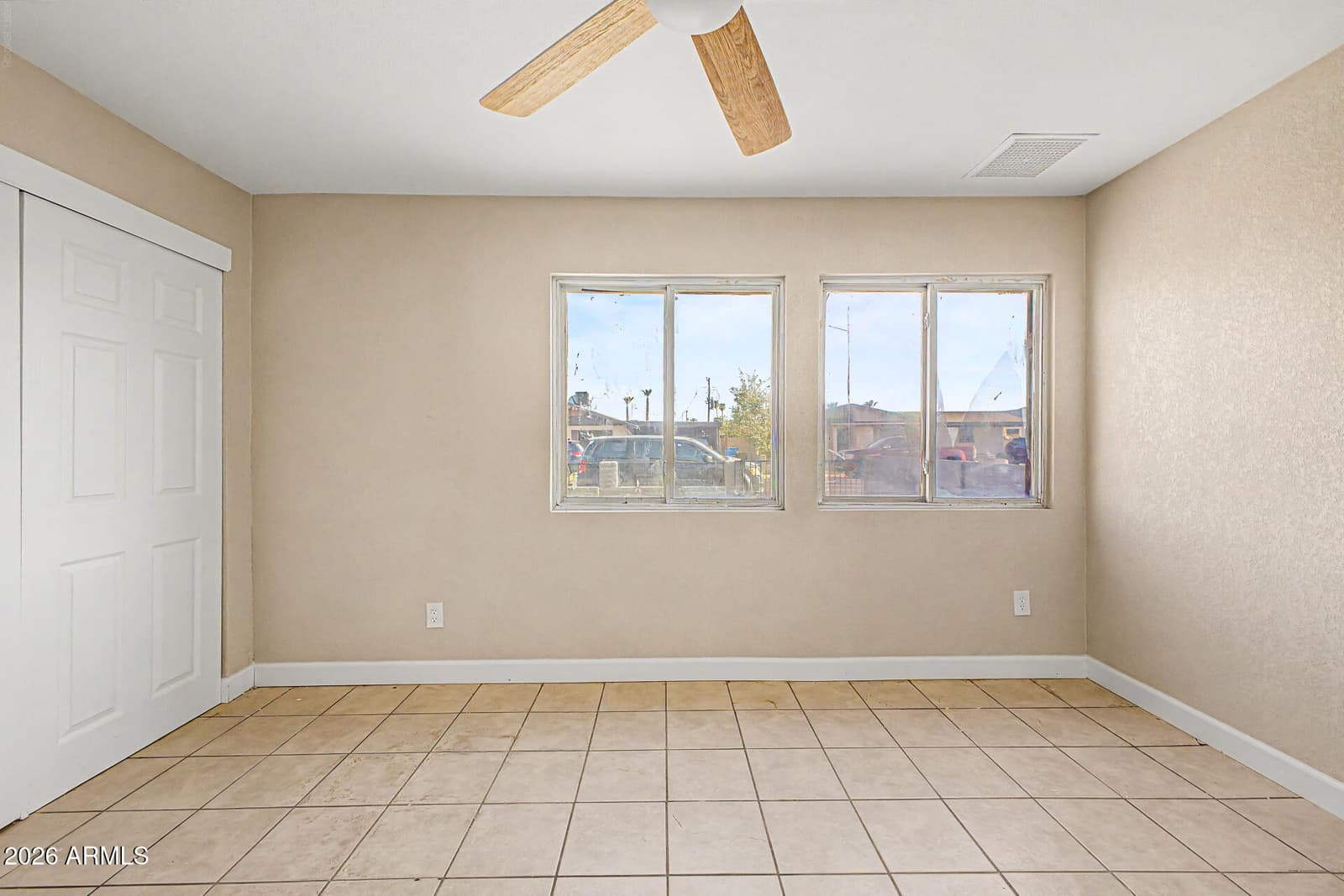 5308 W Edgemont Avenue, Phoenix, AZ 85035 — photo 11 of 30