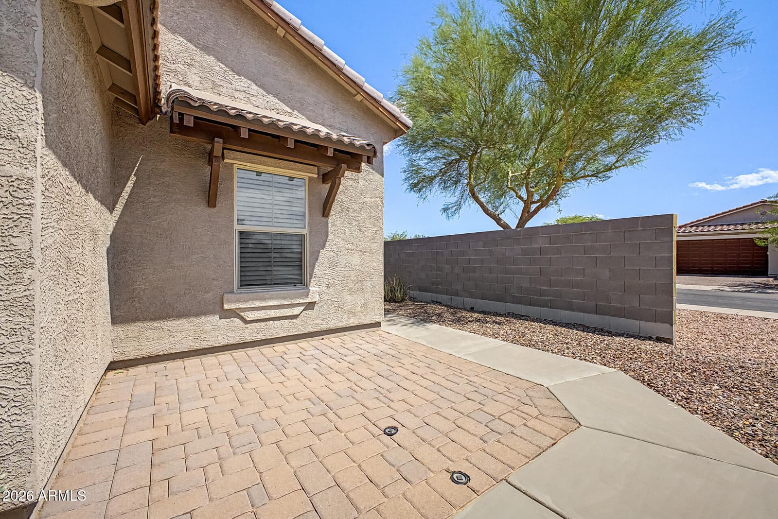 726 W Jardin Drive, Casa Grande, AZ 85122 — photo 6 of 41