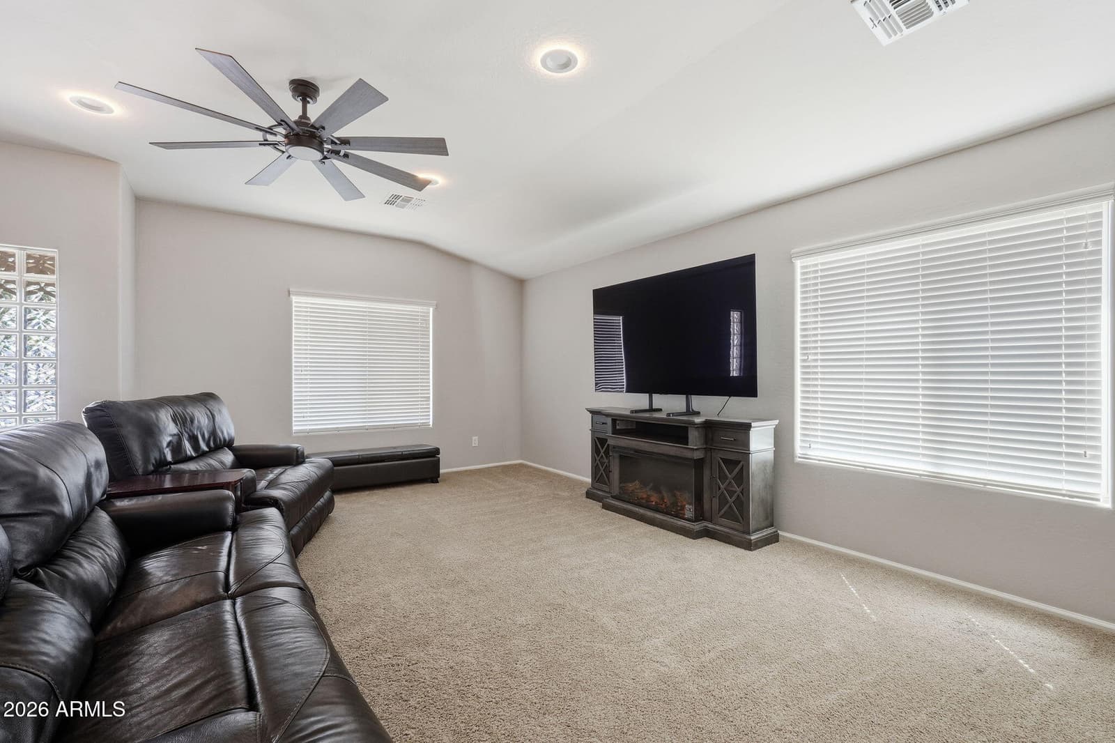 38528 N Dave Street, San Tan Valley, AZ 85140 — photo 12 of 42