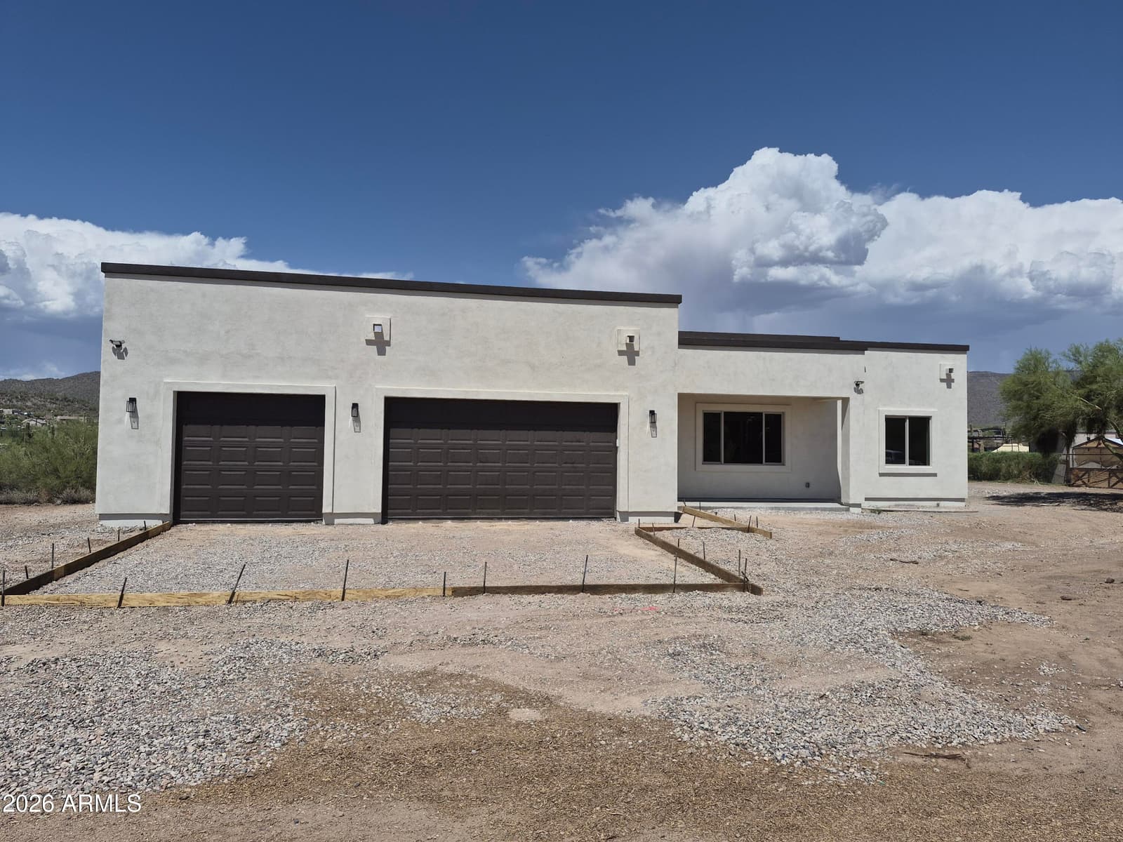 48111 N 7th Avenue, New River, AZ 85087 — photo 2 of 37