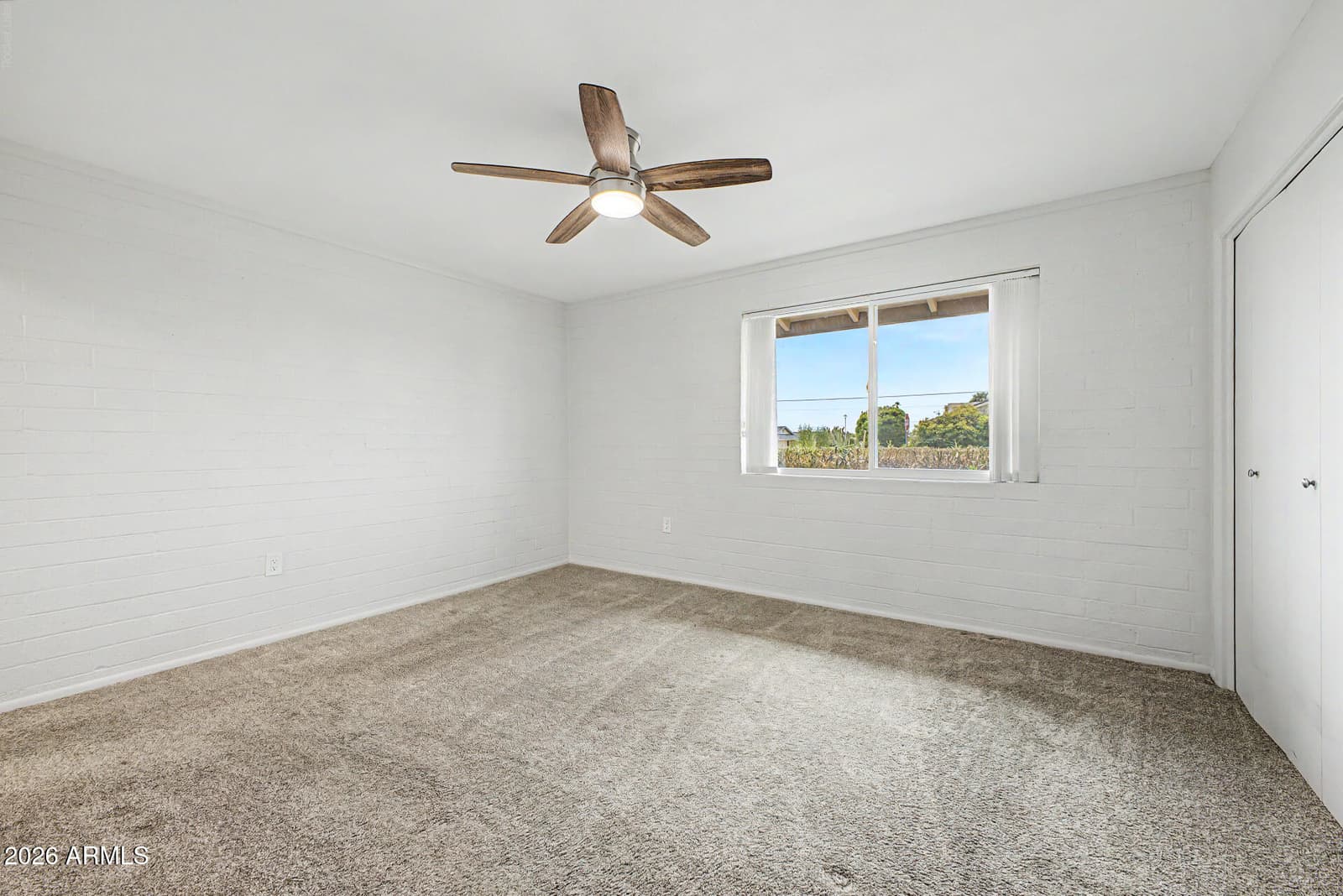 10002 W Desert Hills Drive, Sun City, AZ 85351 — photo 17 of 38