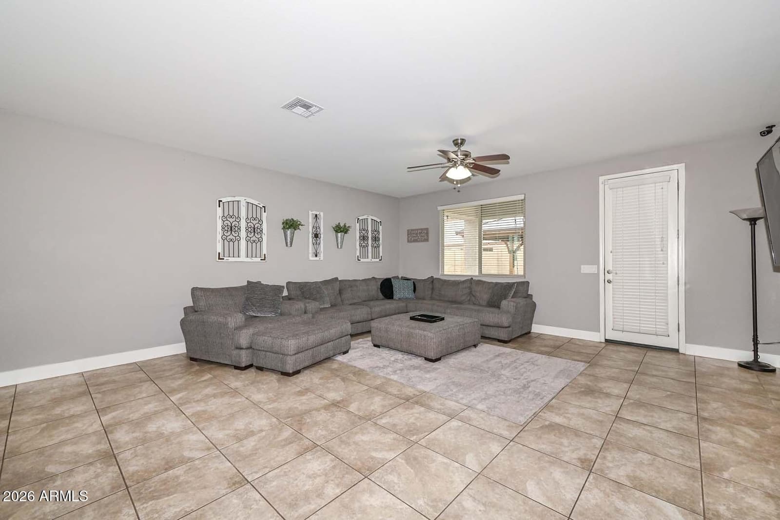 10218 W Levi Drive, Tolleson, AZ 85353 — photo 13 of 30