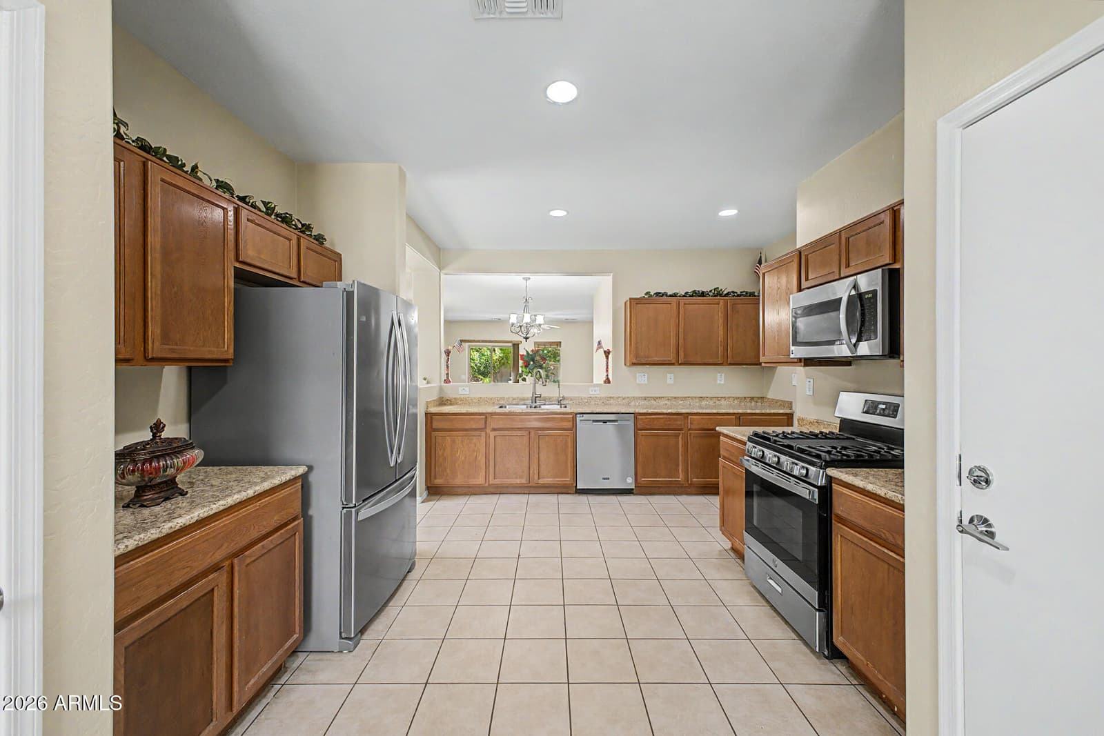 10800 W Cottontail Lane, Peoria, AZ 85383 — photo 25 of 42