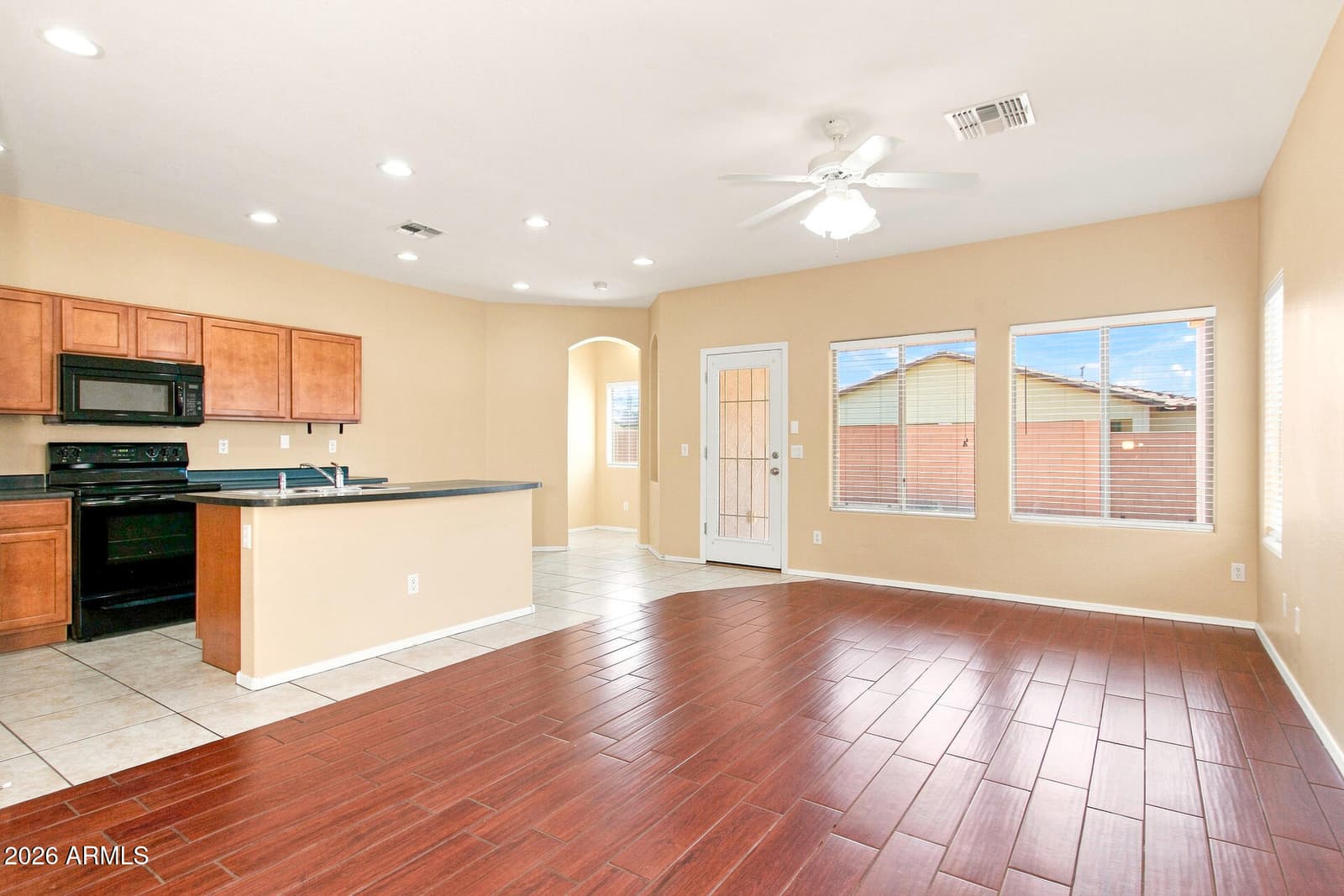 10233 W Parkway Drive, Tolleson, AZ 85353 — photo 3 of 21