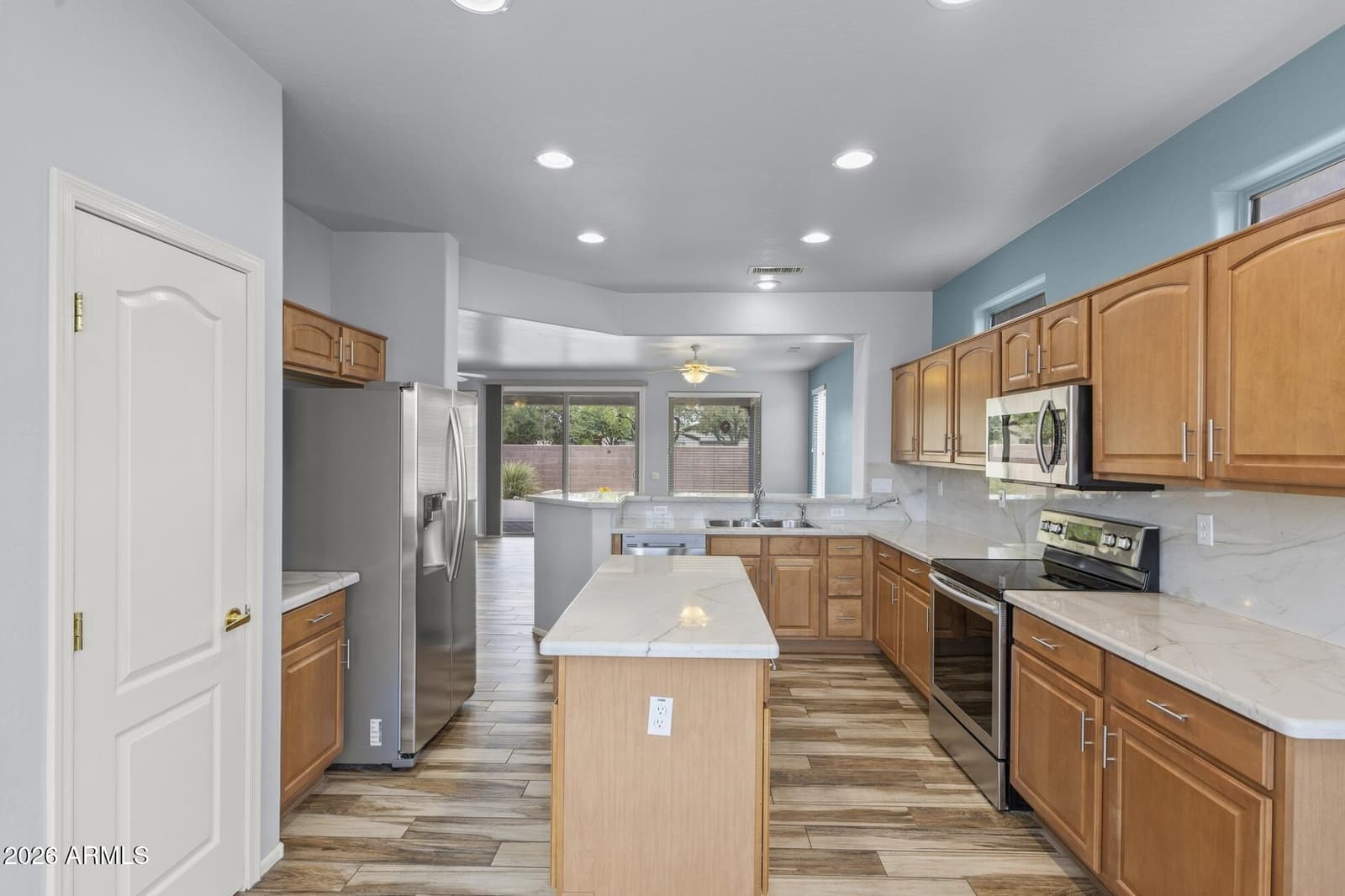 18849 N Summerbreeze Way, Surprise, AZ 85374 — photo 19 of 48