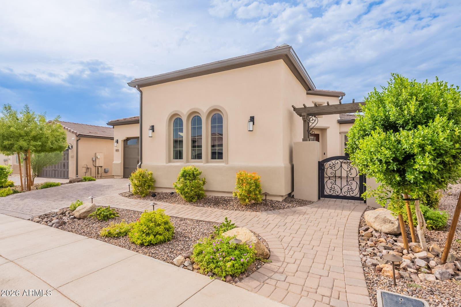 472 E Bracciano Avenue, Queen Creek, AZ 85140 — photo 4 of 81