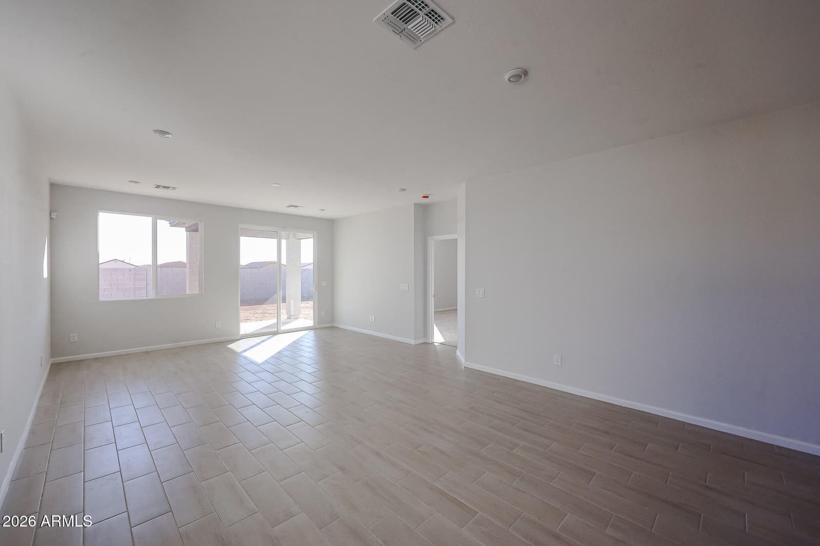 18276 W Sand Hills Drive, Surprise, AZ 85387 — photo 5 of 24