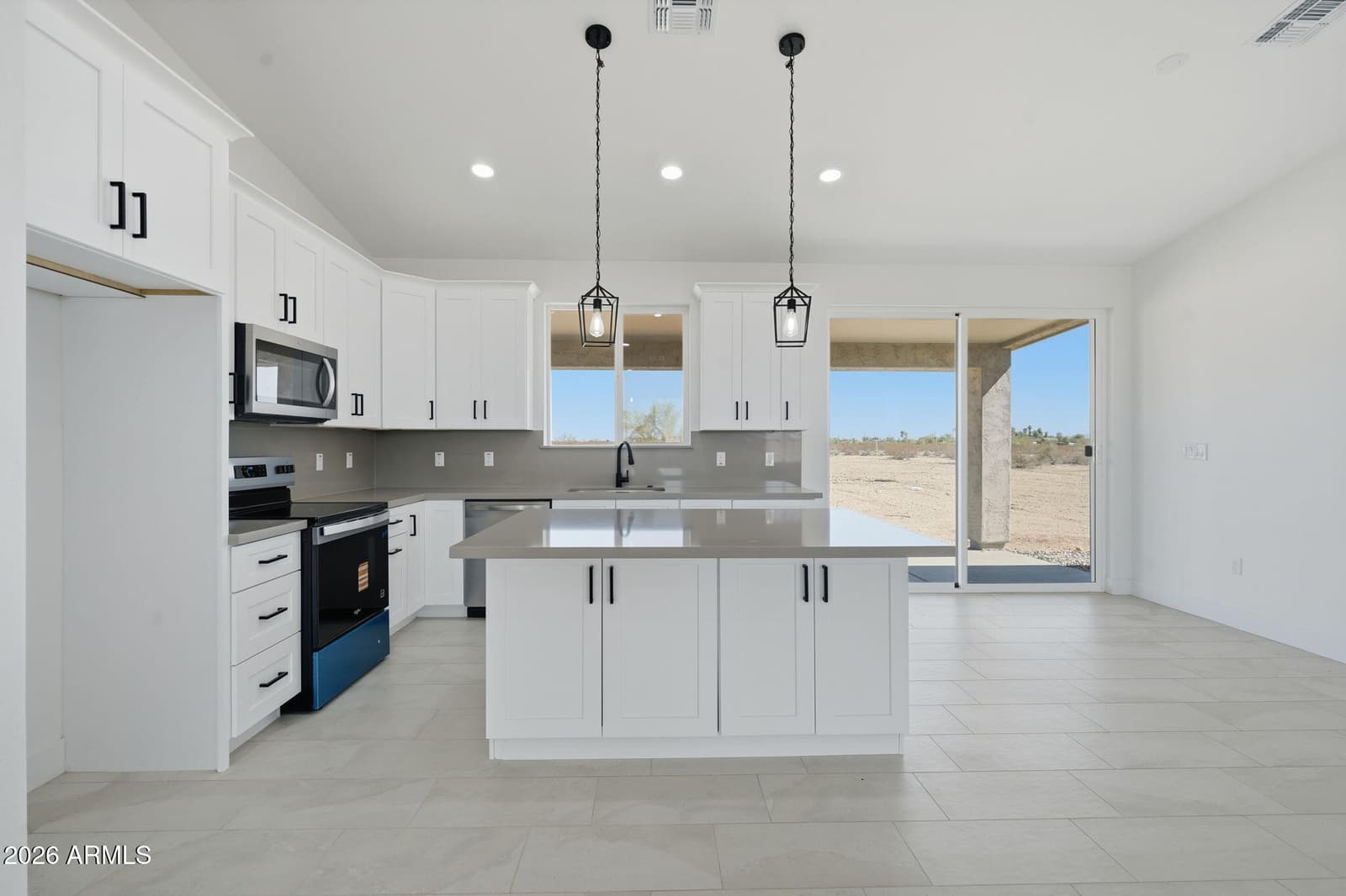 34136 W Pioneer Street, Tonopah, AZ 85354 — photo 3 of 24