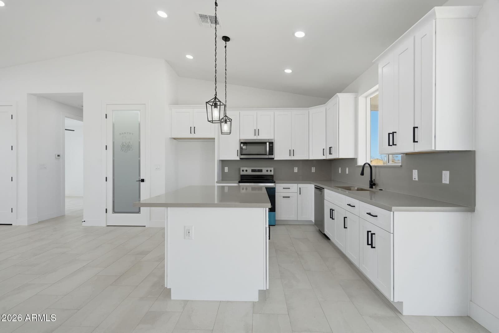 34136 W Pioneer Street, Tonopah, AZ 85354 — photo 4 of 24