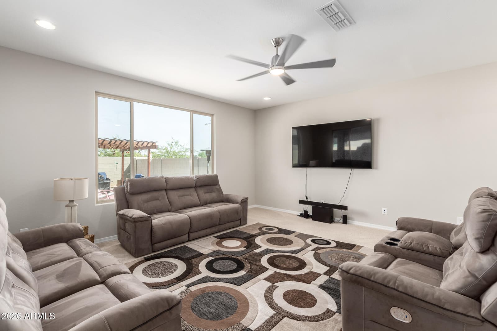 5607 N 87th Drive, Glendale, AZ 85305 — photo 11 of 51