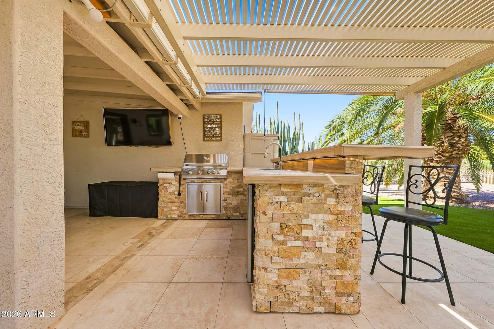 922 S Ember Circle, Mesa, AZ 85208 — photo 9 of 47