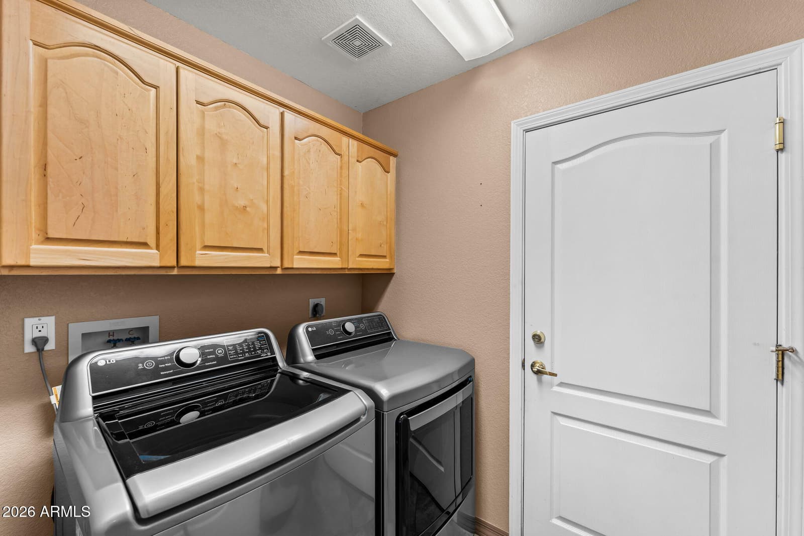 90 W Turtleback Lane, Wickenburg, AZ 85390 — photo 23 of 48