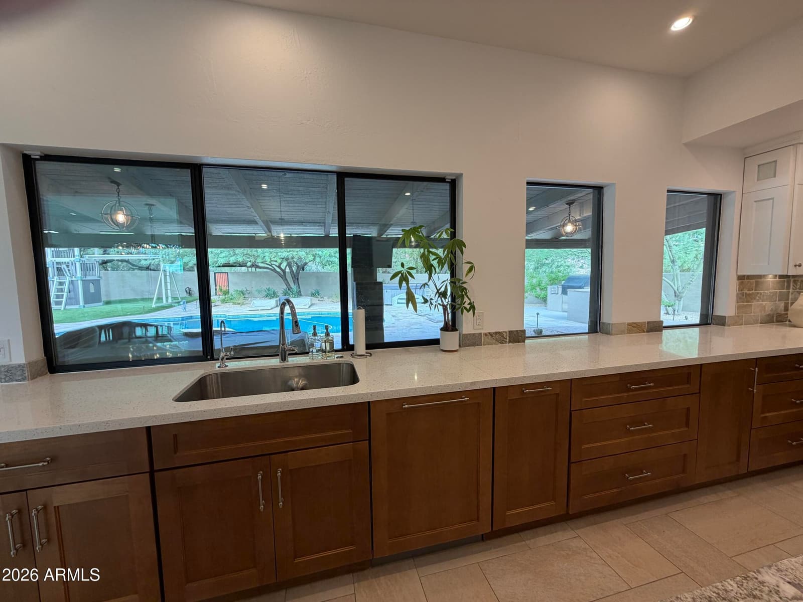 5849 E Hummingbird Lane, Paradise Valley, AZ 85253 — photo 13 of 31
