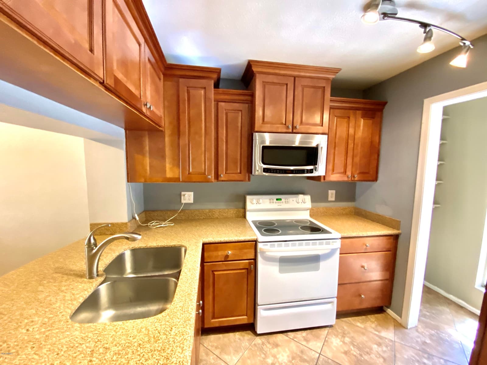 1961 N Hartford Street 1061, Chandler, AZ 85225 — photo 9 of 26