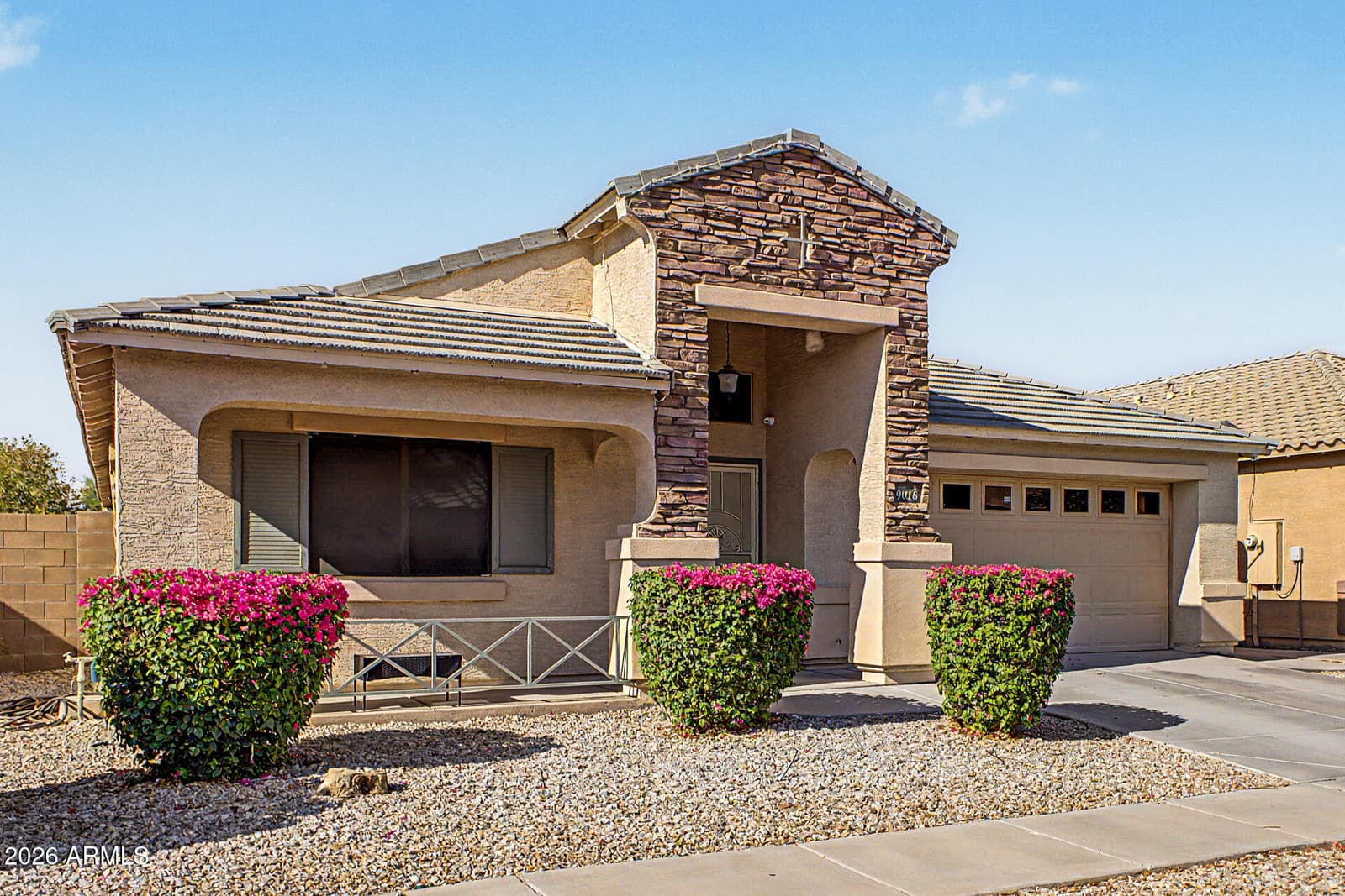9018 W Globe Avenue, Tolleson, AZ 85353 — photo 4 of 41