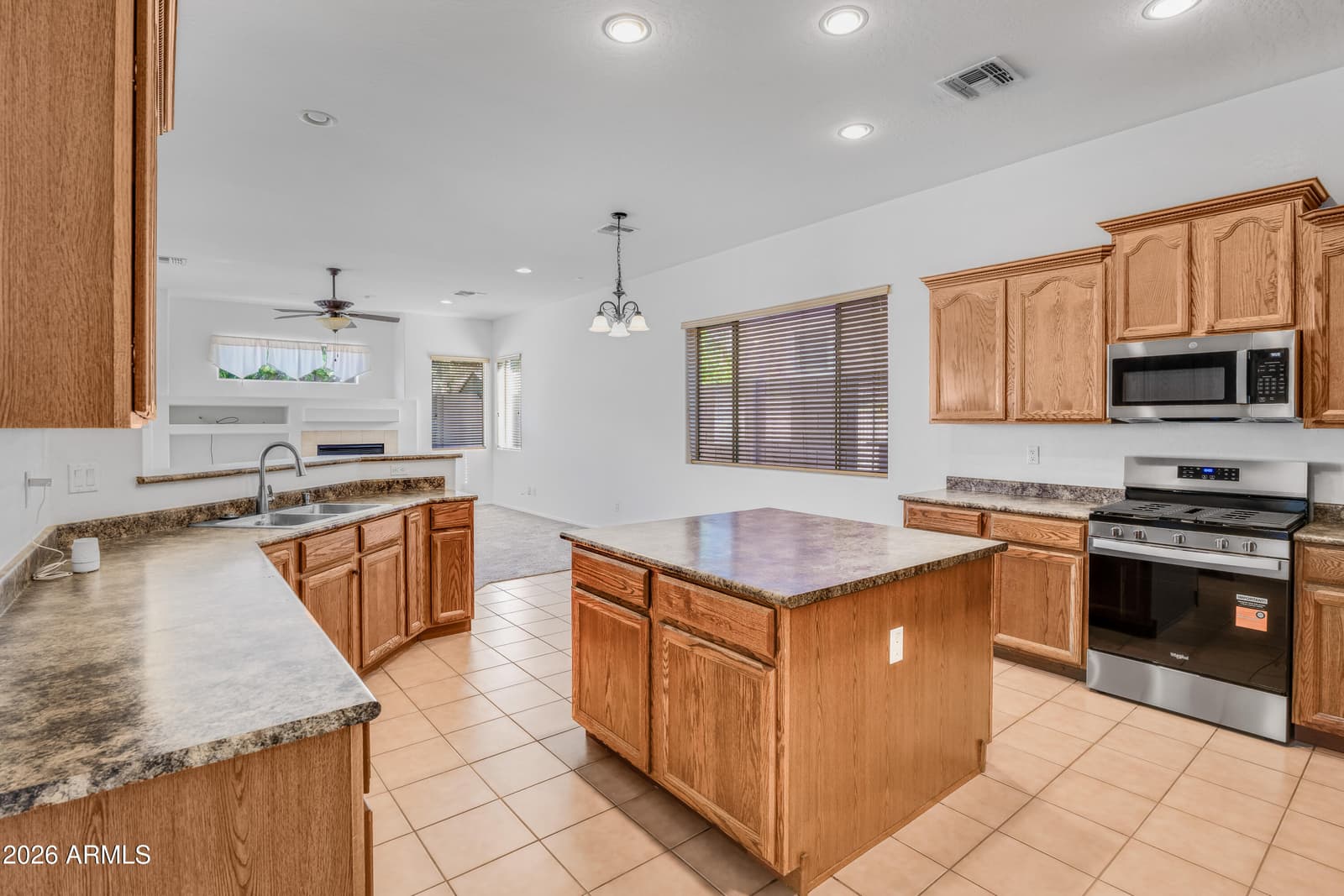 3222 W Rapalo Road, Phoenix, AZ 85086 — photo 6 of 33