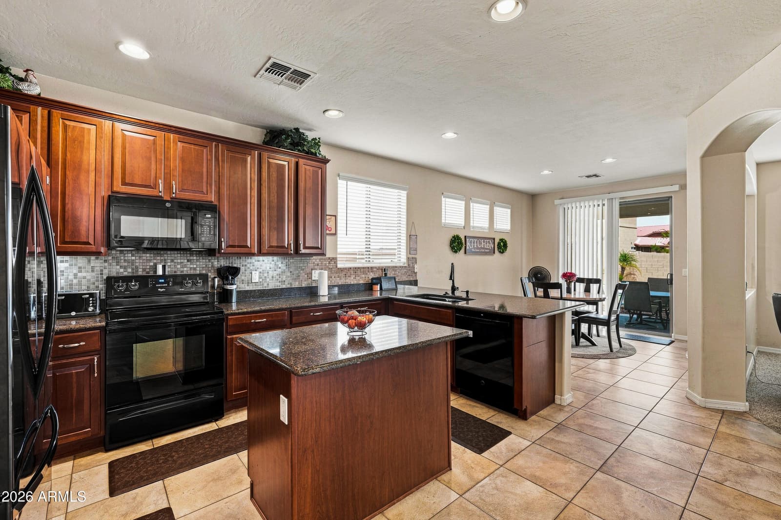 44070 W Yucca Lane, Maricopa, AZ 85138 — photo 11 of 49
