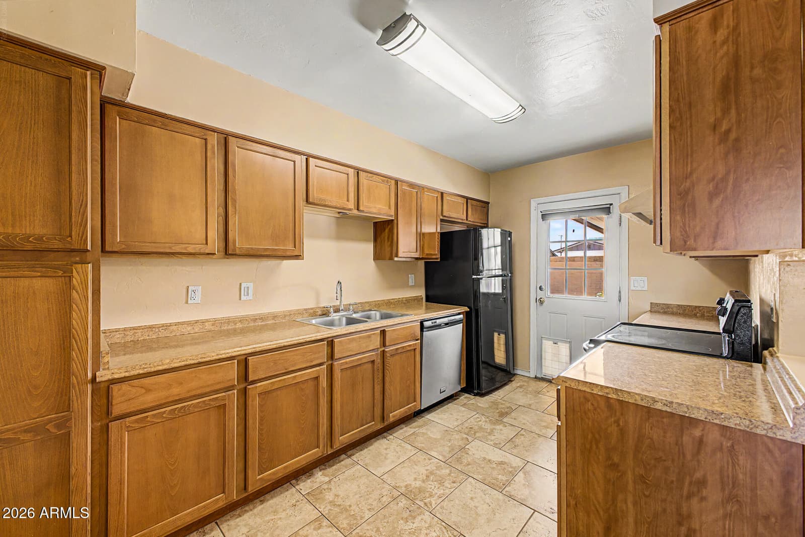 657 W Linda Lane, Chandler, AZ 85225 — photo 5 of 19