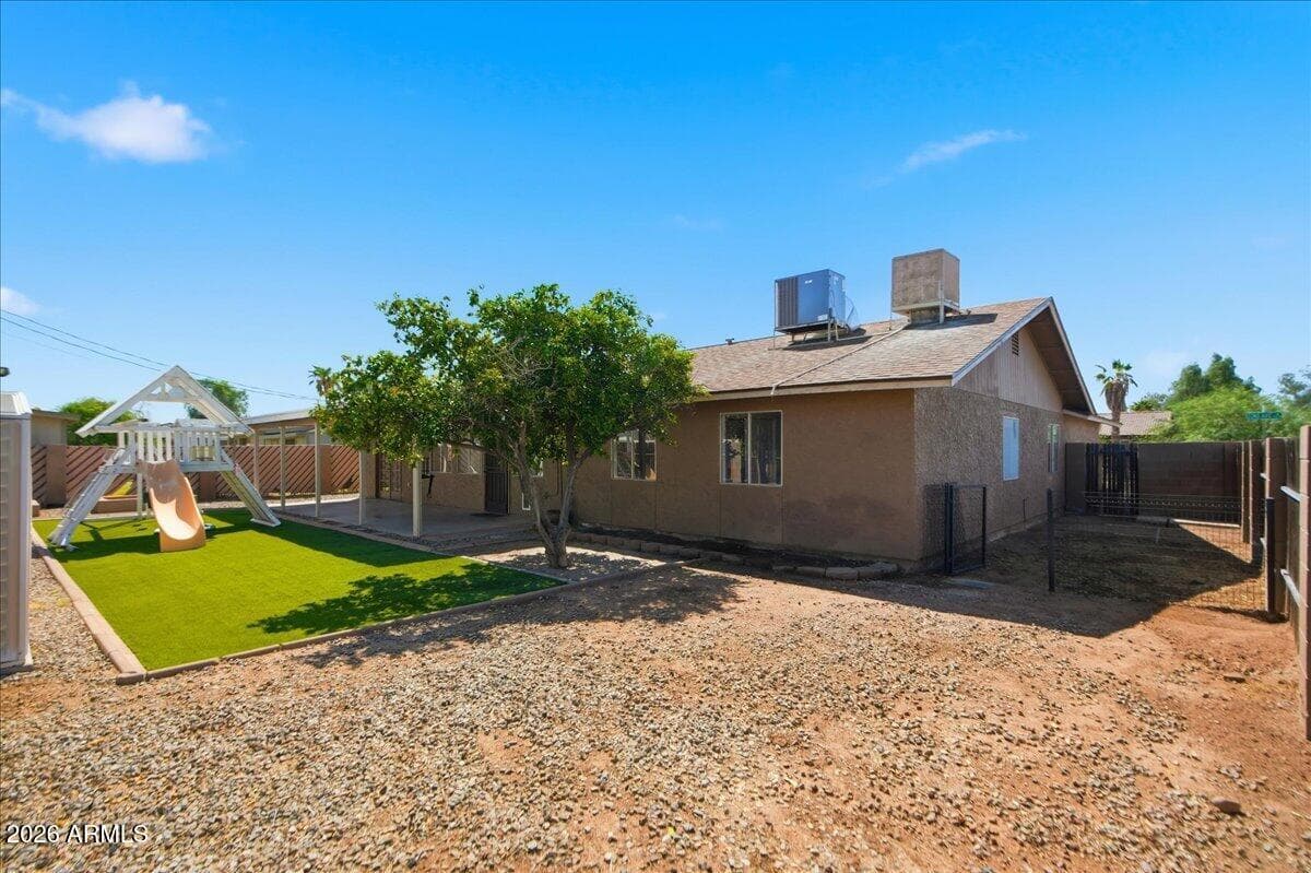 686 W 22nd Avenue, Apache Junction, AZ 85120 — photo 43 of 44