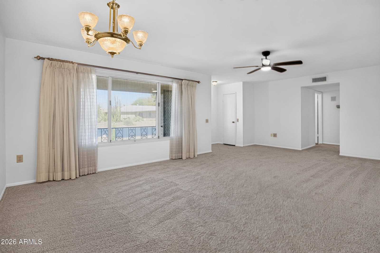 19441 N 99th Drive, Sun City, AZ 85373 — photo 3 of 41