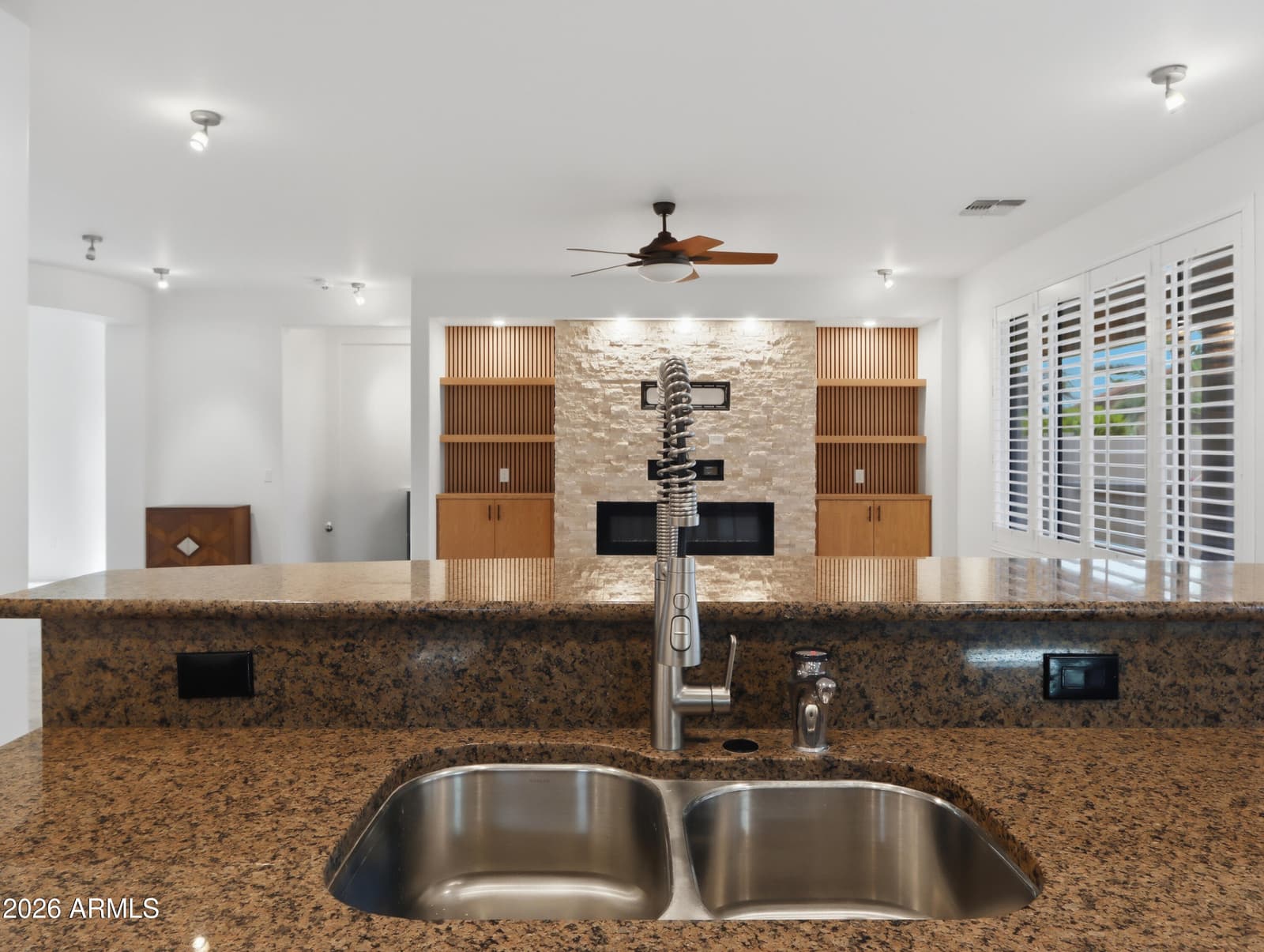 2625 N 158th Avenue, Goodyear, AZ 85395 — photo 13 of 62