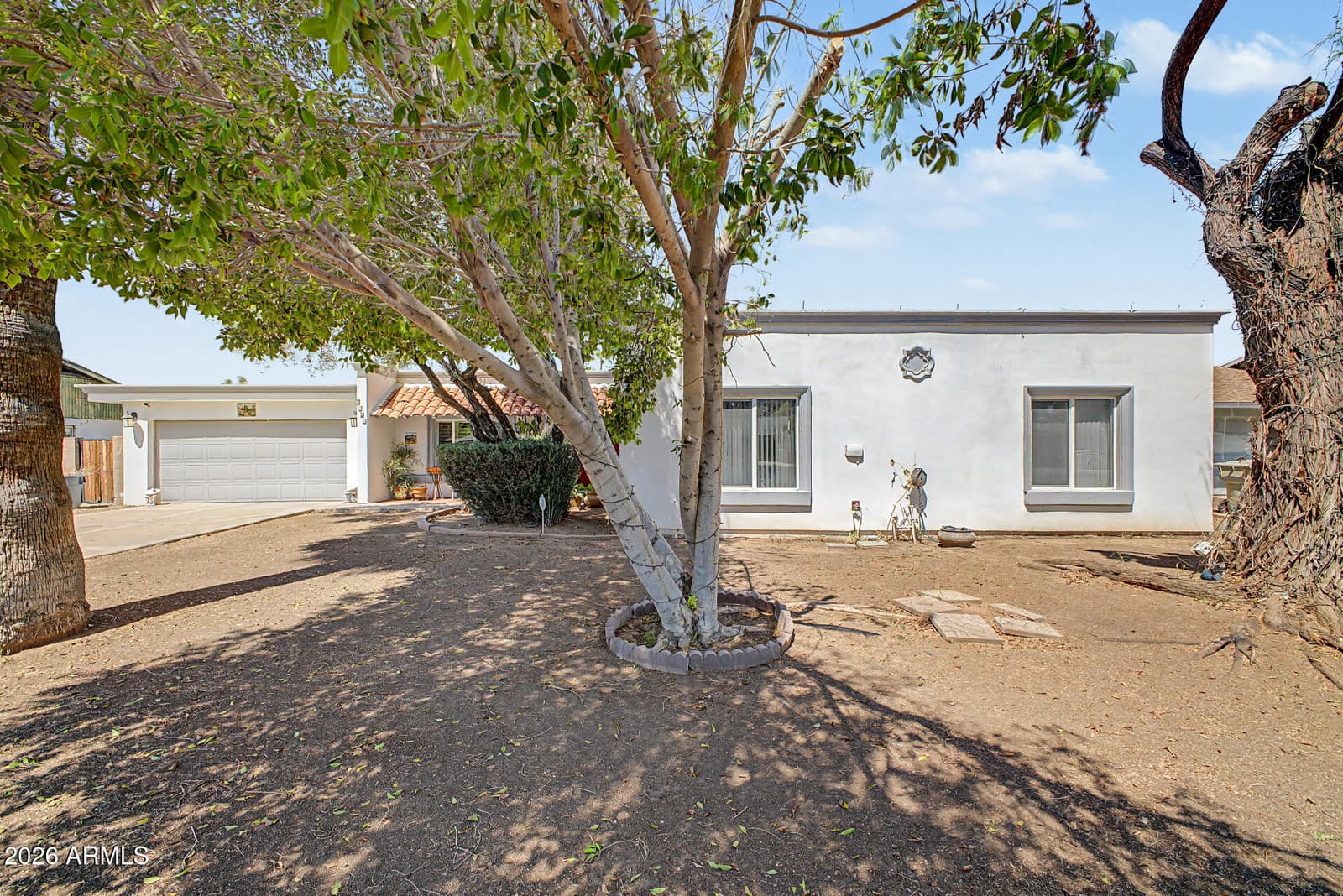 5816 W Royal Palm Road, Glendale, AZ 85302 — photo 2 of 39