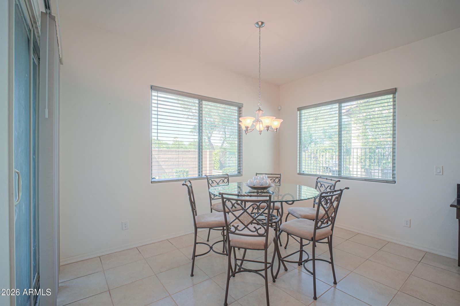 305 N Rainbow Way, Casa Grande, AZ 85194 — photo 24 of 47