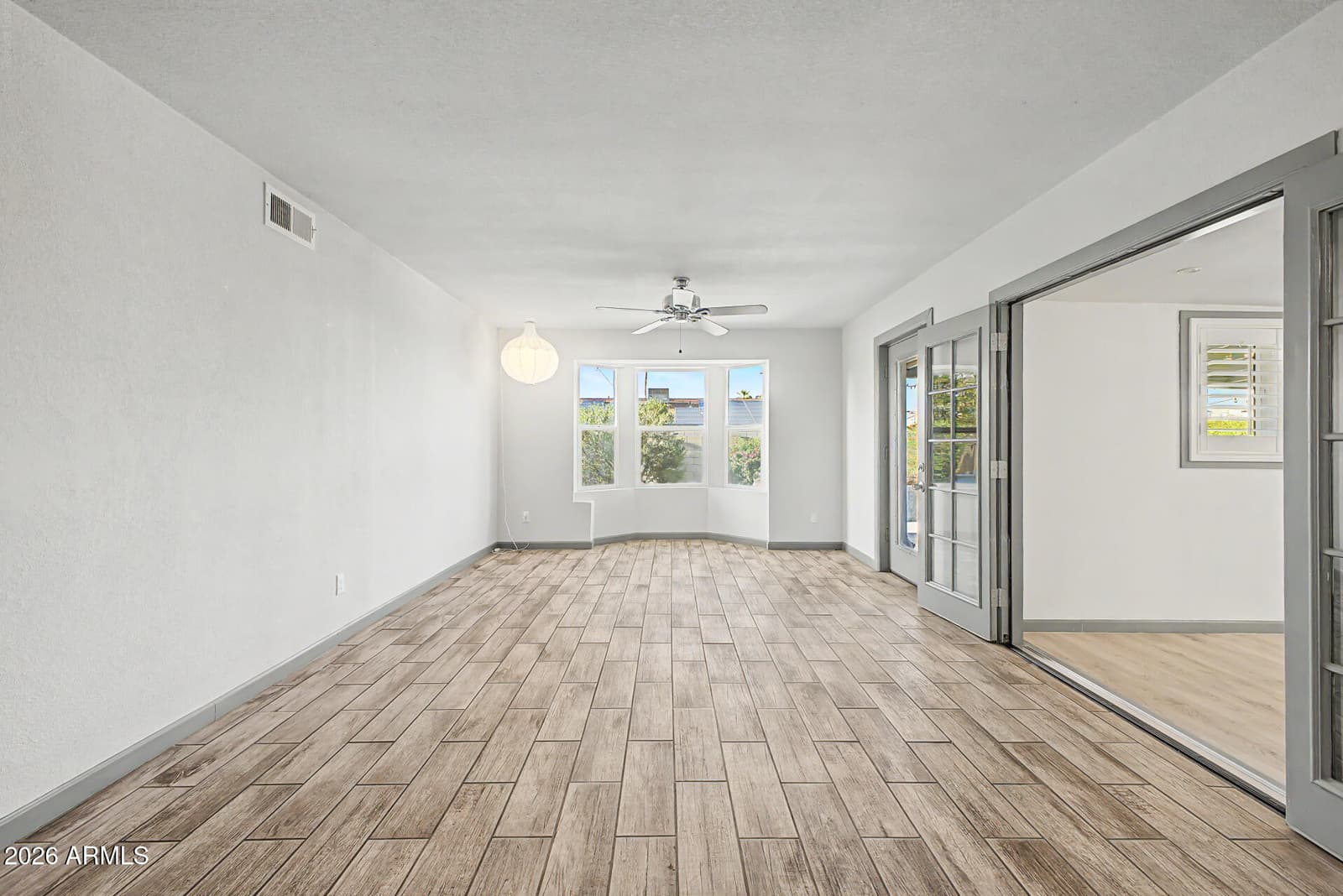 334 W Riviera Drive, Tempe, AZ 85282 — photo 14 of 43