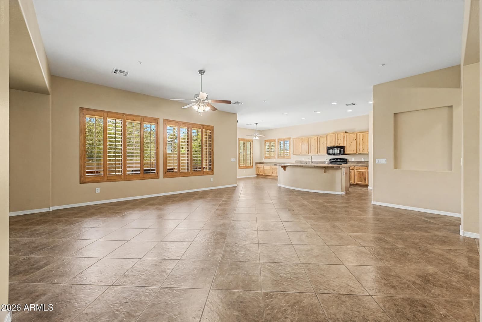 6587 S Martingale Road, Gilbert, AZ 85298 — photo 11 of 56