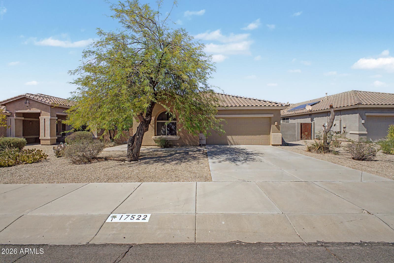 17522 W LAVENDER Lane, Goodyear, AZ 85338