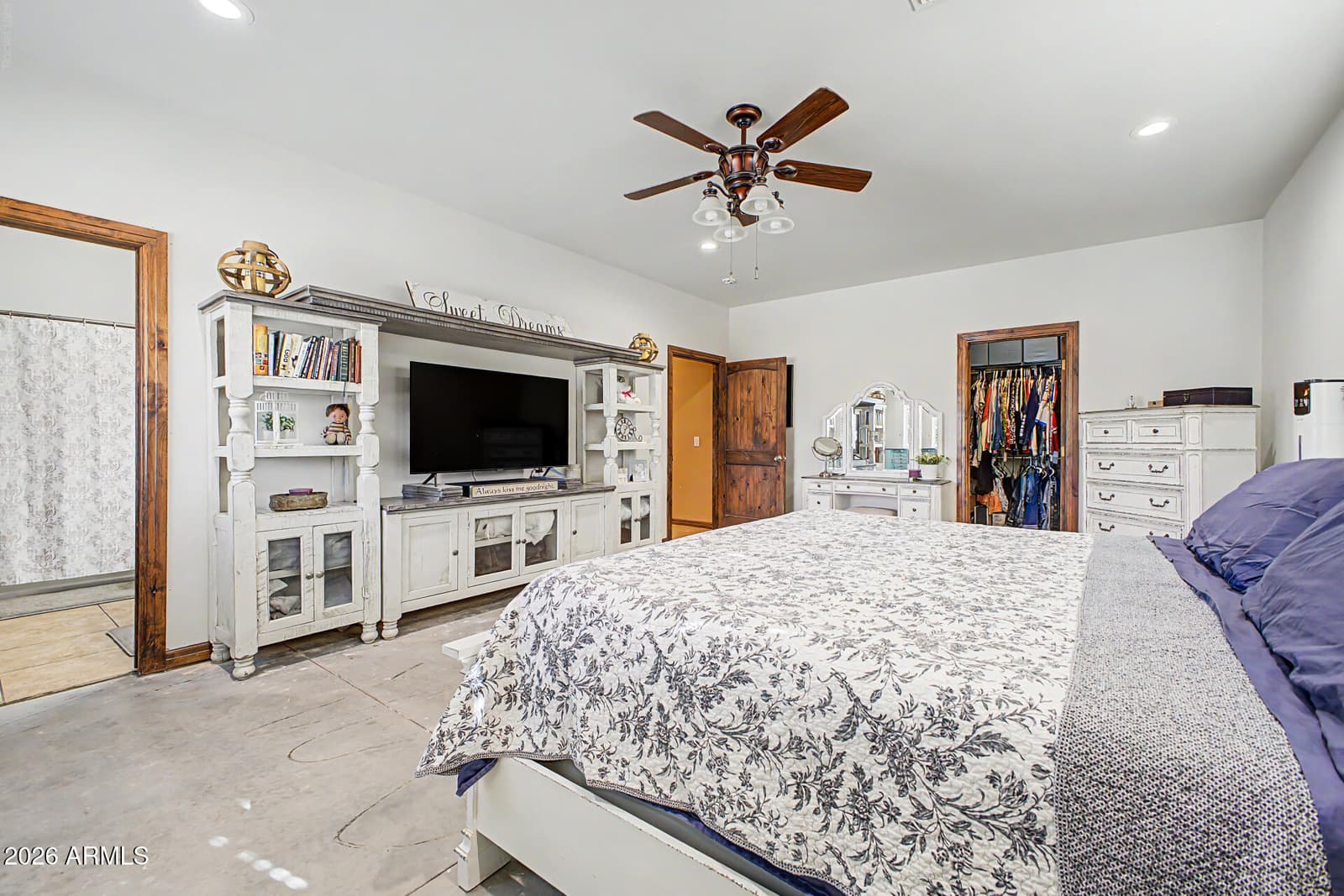 2402 W Roughrider Road, New River, AZ 85087 — photo 25 of 38