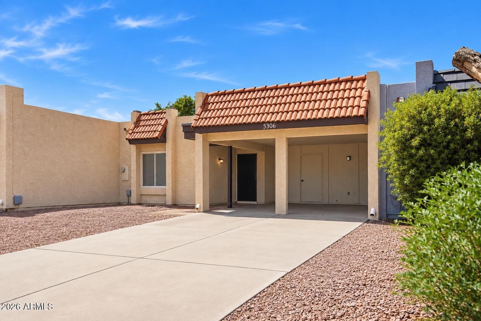 5306 S Farmer Avenue, Tempe, AZ 85283 — photo 4 of 25