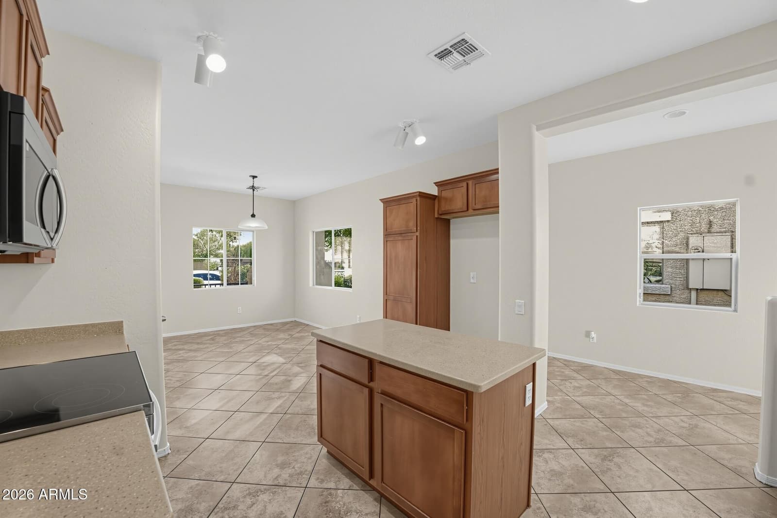 5426 W Pollack Street, Laveen, AZ 85339 — photo 8 of 17