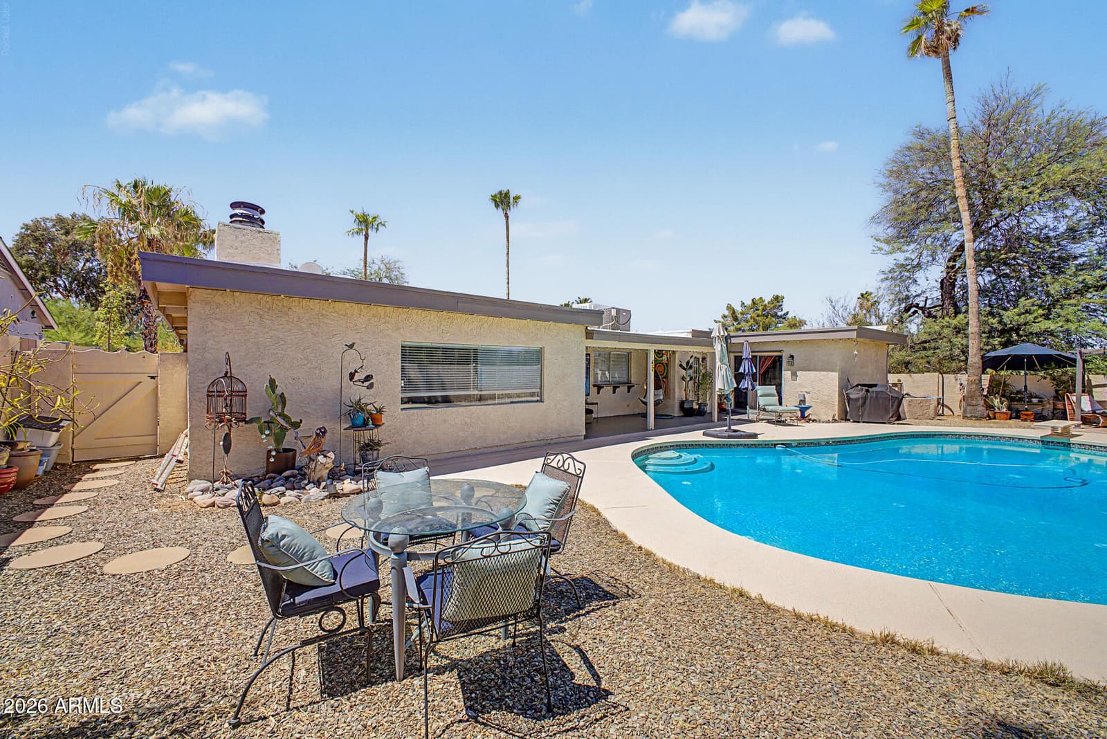 1132 E Village Cir Drive N, Phoenix, AZ 85022 — photo 34 of 40